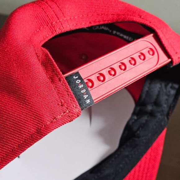 Air Jordan 1 2 3 4 5 6 11 12 13 OG Retro Bred Bulls Playoffs Snapback Hat Red - Picture 10 of 12